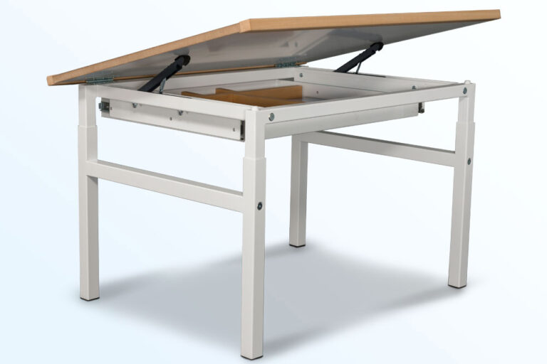 mitwachsender Kinderschreibtisch KUBIKO / SALTO Kindermöbel München