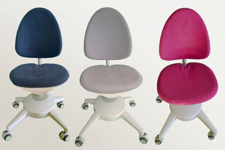 ergonomischer, höhenverstellbarer Kinderdrehstuhl SINO blau / SALTO Kindermöbel München / Moll